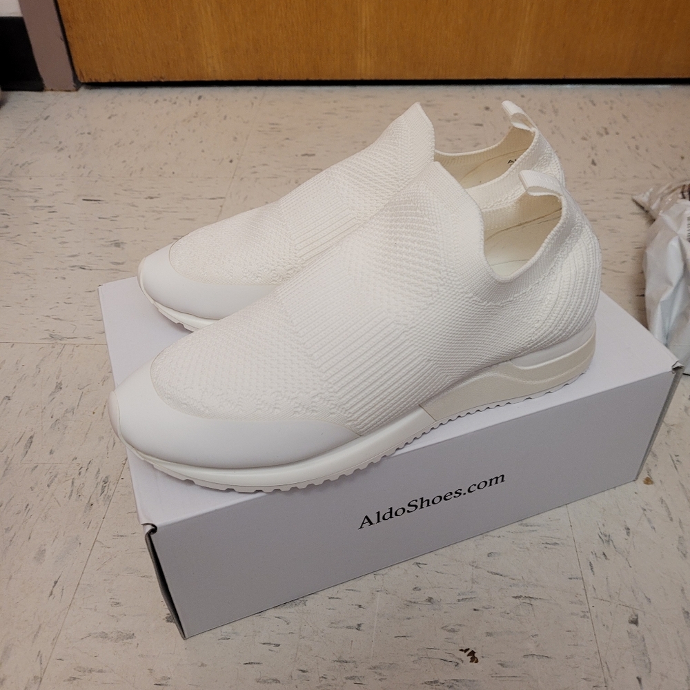 Aldo Laceless Womens Sneakers Size 10